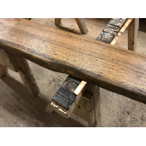 Eiche, rustikal, antik geölt, Regal, Handtuchablage, Bohle, strukturiert, einseitige Baumkante, Massivholz, 120x20-25x3cm